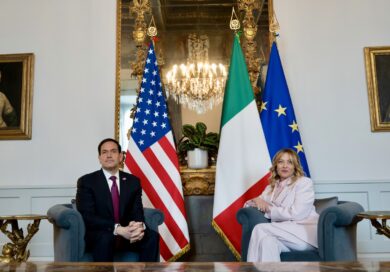 Meloni un’ora e mezza con Rubio, prove di disgelo Italia-Usa. La premier: “Dialogo franco tra alleati che difendono i propri interessi”
