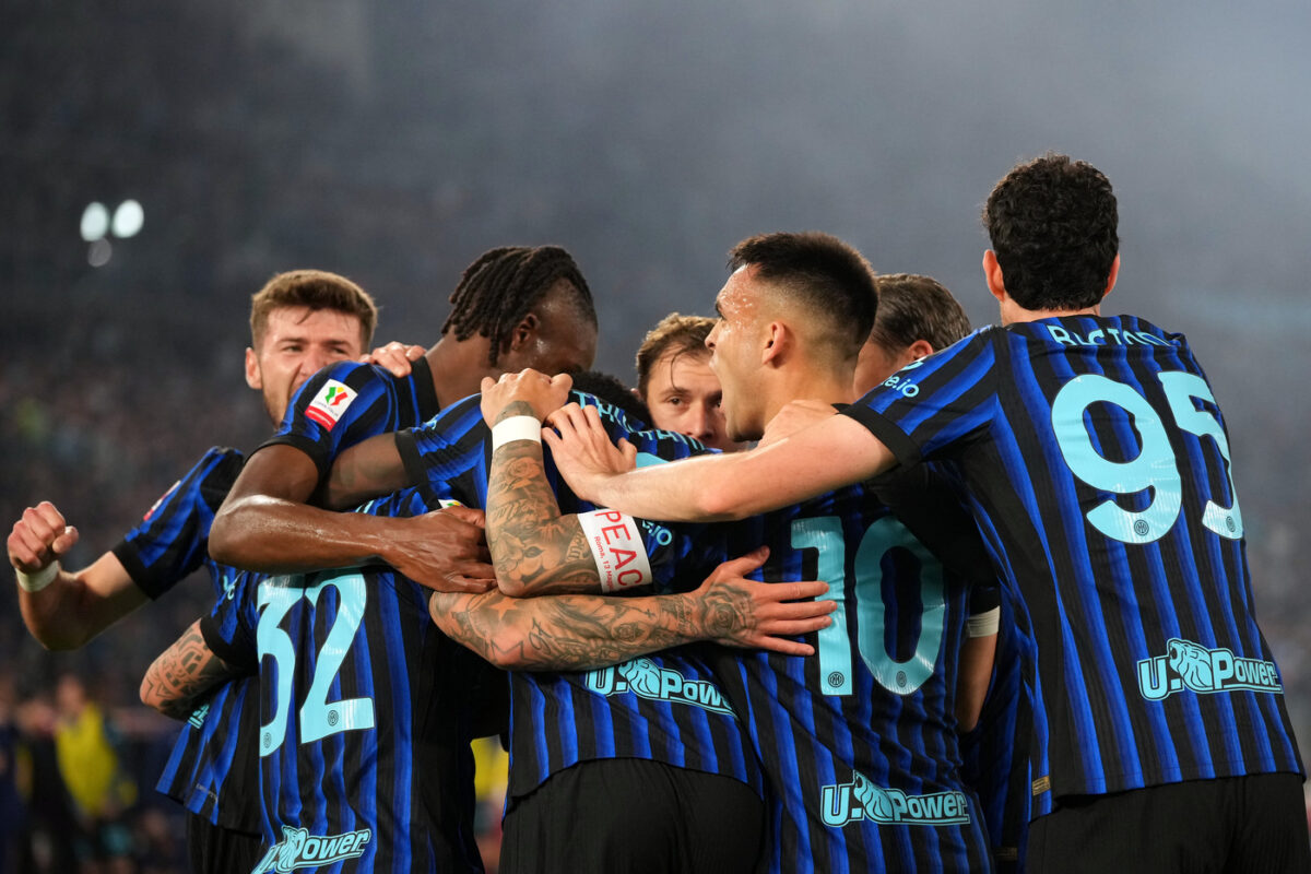 Magia nerazzurra all’Olimpico, l’Inter conquista anche la Coppa Italia dopo lo scudetto: Lazio battuta 2-0