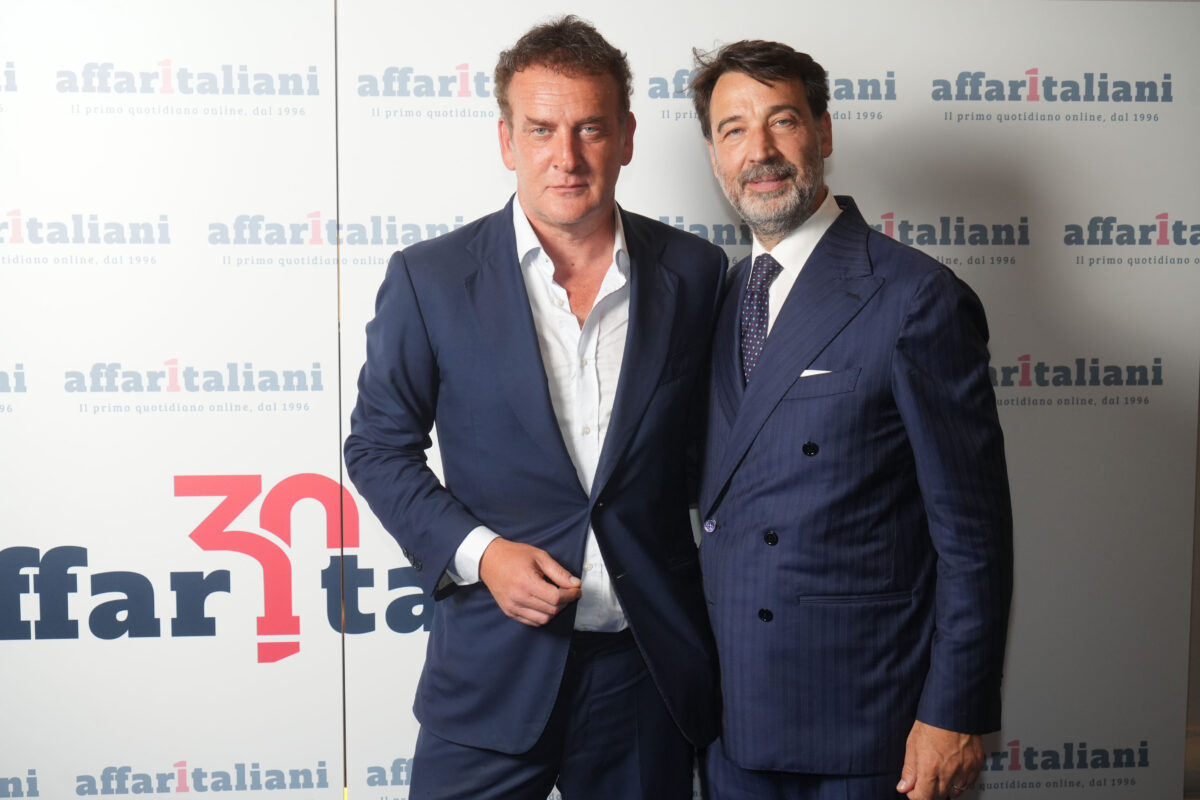 Affaritaliani festeggia 30 anni di informazione libera e indipendente: guarda tutte le foto della festa Affaritaliani festeggia 30 anni di informazione libera e indipendente: guarda tutte le foto della festa