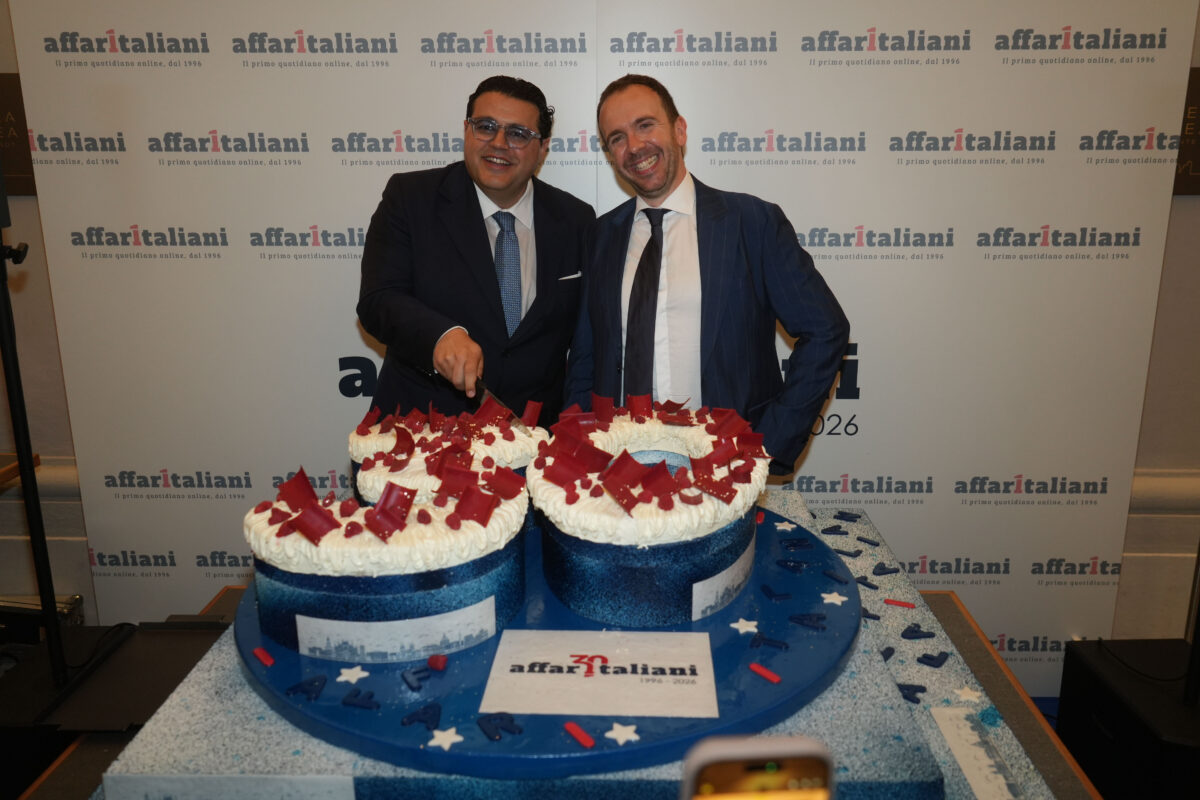 Affaritaliani festeggia 30 anni di informazione libera e indipendente: guarda tutte le foto della festa Affaritaliani festeggia 30 anni di informazione libera e indipendente: guarda tutte le foto della festa