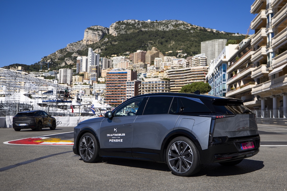 DS N°7, il nuovo SUV premium elettrico prodotto in Italia