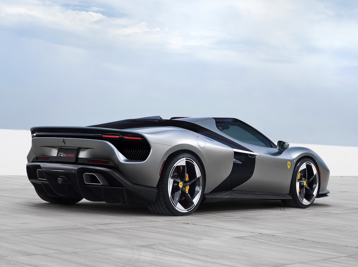 Ferrari svela la HC25, esemplare unico V8 da collezione