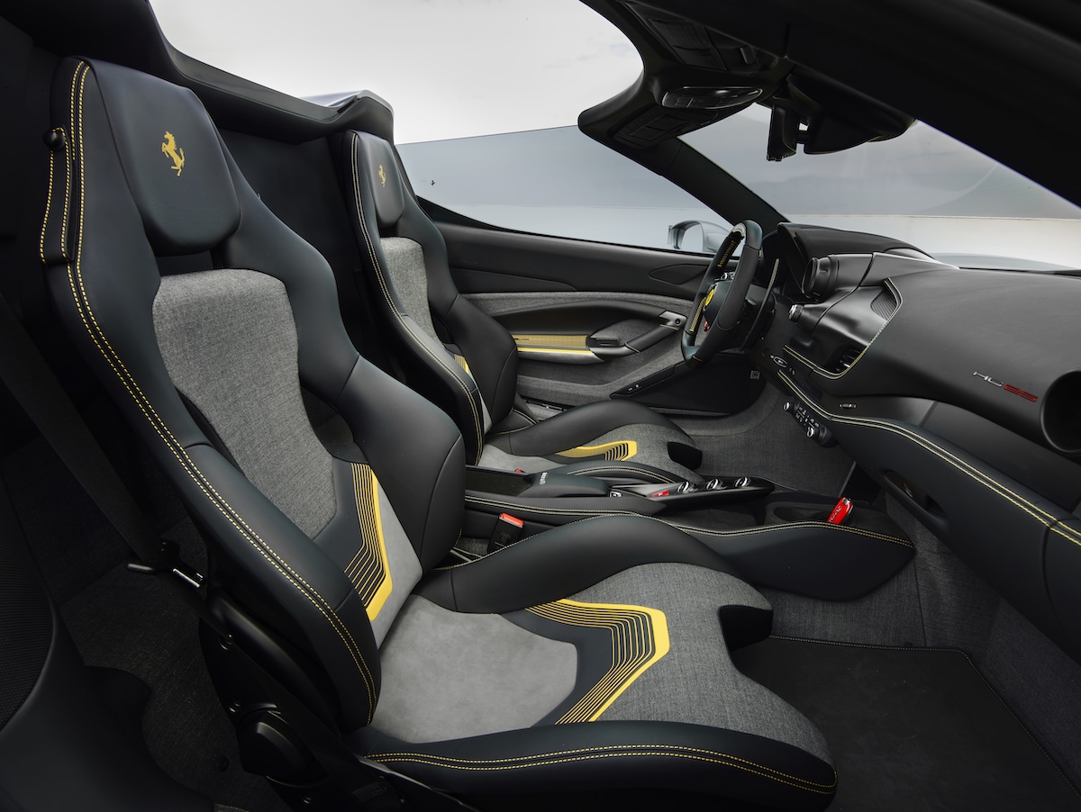 Ferrari svela la HC25, esemplare unico V8 da collezione