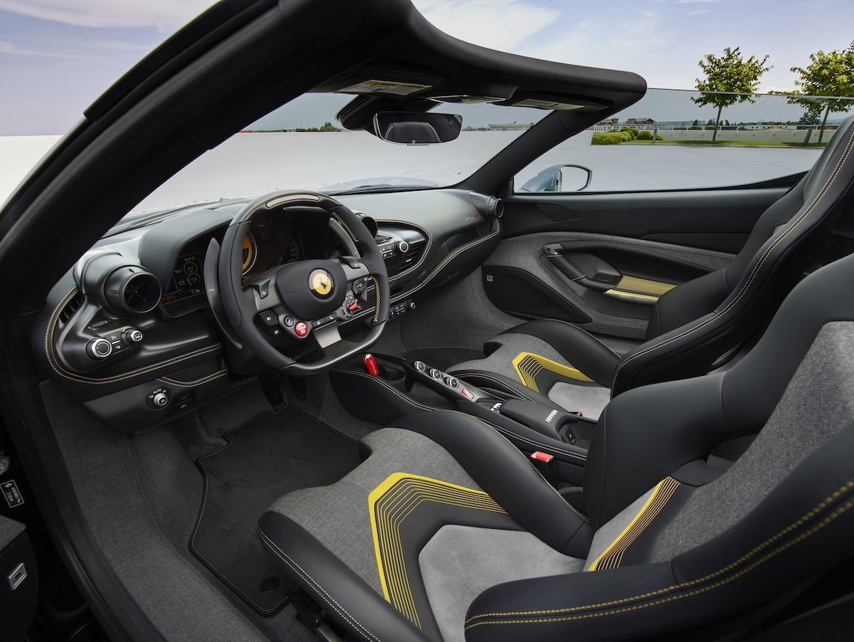 Ferrari svela la HC25, esemplare unico V8 da collezione
