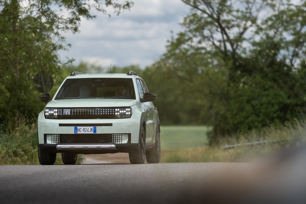 Grande Panda benzina manuale, Fiat intercetta il mercato reale Grande Panda benzina manuale, Fiat intercetta il mercato reale