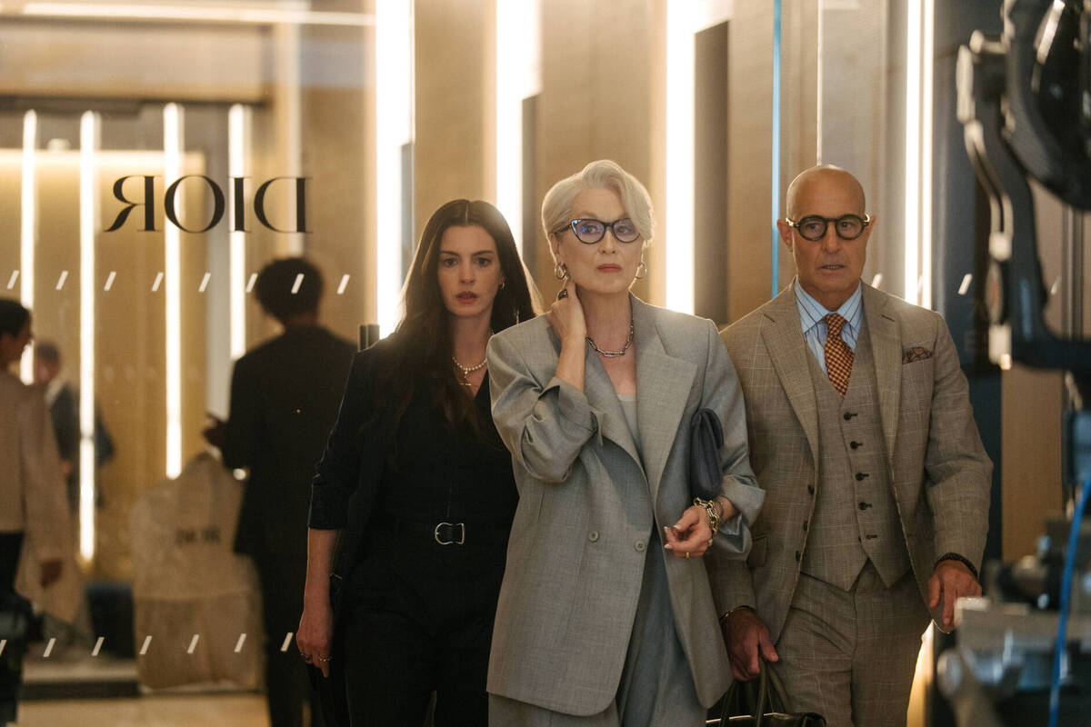 Il Diavolo veste Prada 2: come muore il giornalismo mentre moda, lusso e algoritmi volano. La recensione