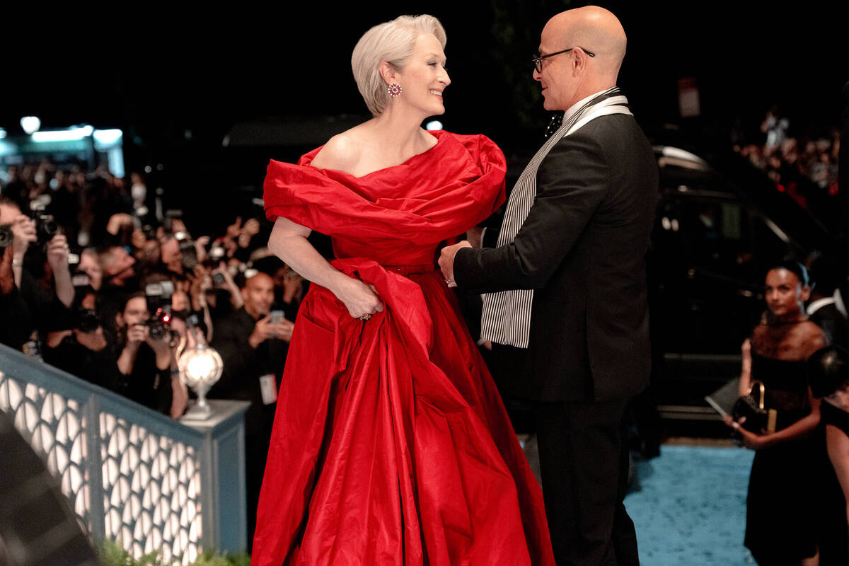 Il Diavolo veste Prada 2: come muore il giornalismo mentre moda, lusso e algoritmi volano. La recensione