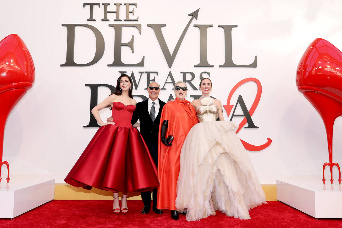 Il Diavolo veste Prada 2: come muore il giornalismo mentre moda, lusso e algoritmi volano. La recensione
