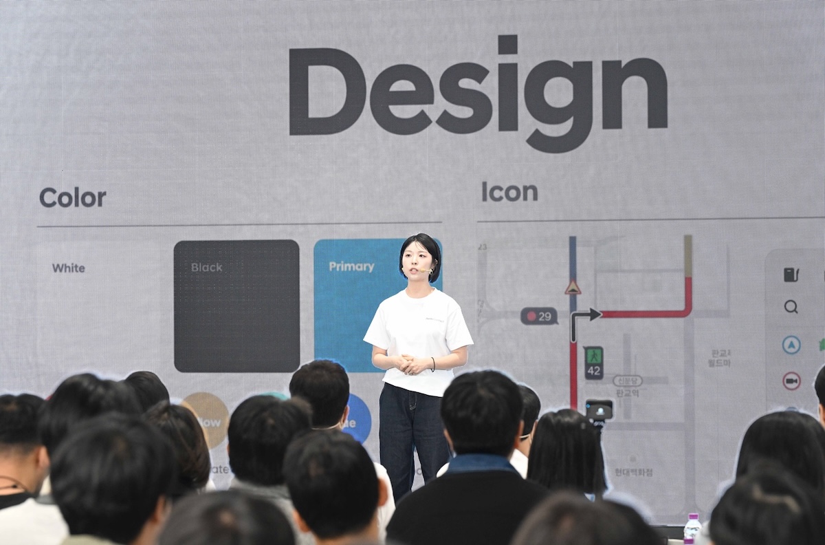 Hyundai lancia Pleos Connect con intelligenza AI