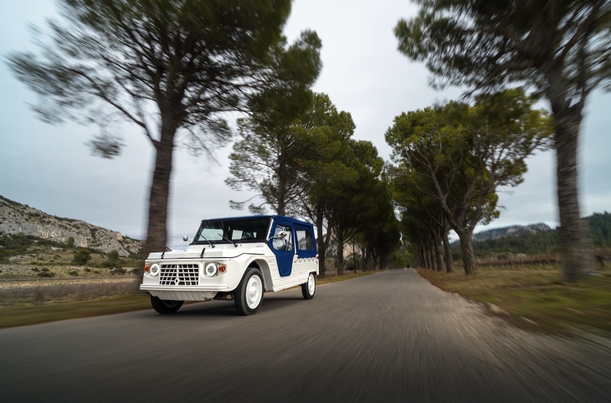 La Méhari 4×4 diventa elettrica: Aznom lancia la eStory