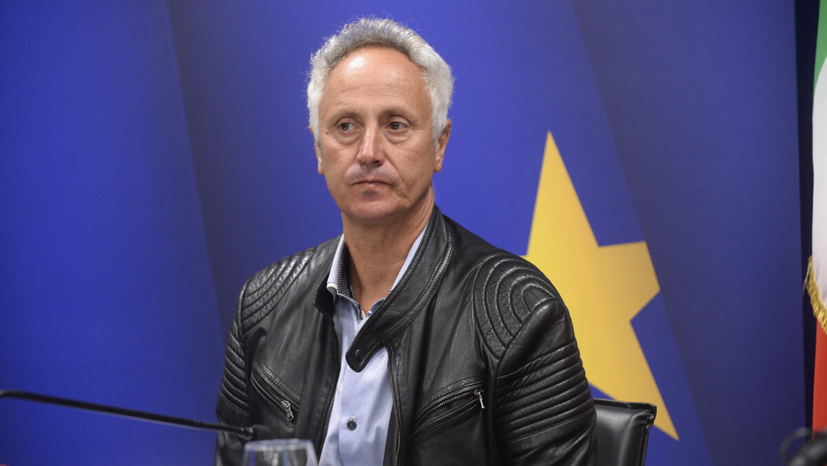 Il senatore M5s membro della Flotilla, “Attivisti picchiati e torturati. Israele esercito criminale”. E su Tajani… Il senatore M5s membro della Flotilla, “Attivisti picchiati e torturati. Israele esercito criminale”. E su Tajani…