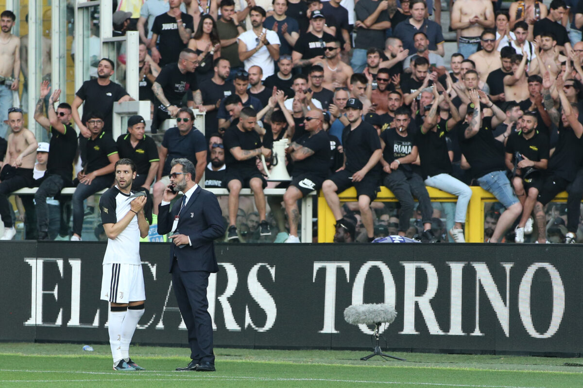 Derby Torino-Juventus, otto tifosi arrestati dopo gli scontri: emessi 11 Daspo Derby Torino-Juventus, otto tifosi arrestati dopo gli scontri: emessi 11 Daspo
