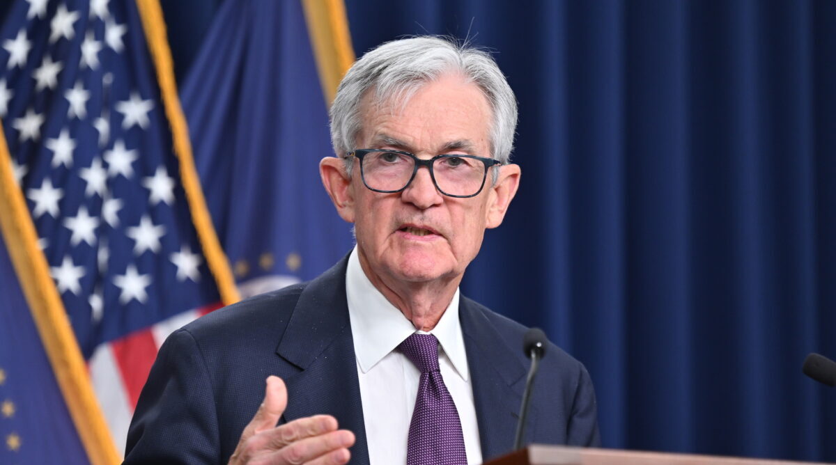 Usa, Powell riceve un “premio al coraggio” per aver resistito a Donald Trump Usa, Powell riceve un “premio al coraggio” per aver resistito a Donald Trump