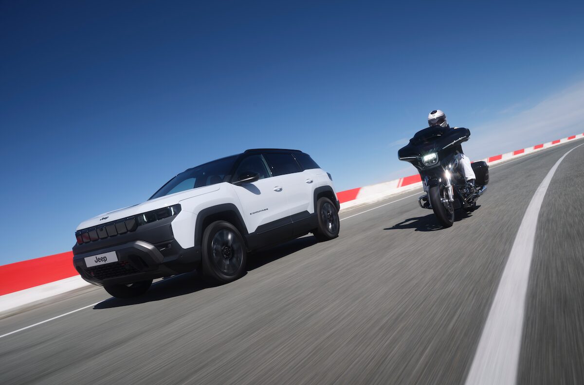 Jeep e Harley, partnership 2026 tra eventi e avventura