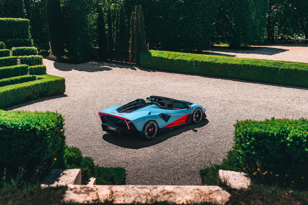 Lamborghini Fenomeno Roadster, hypercar da collezione