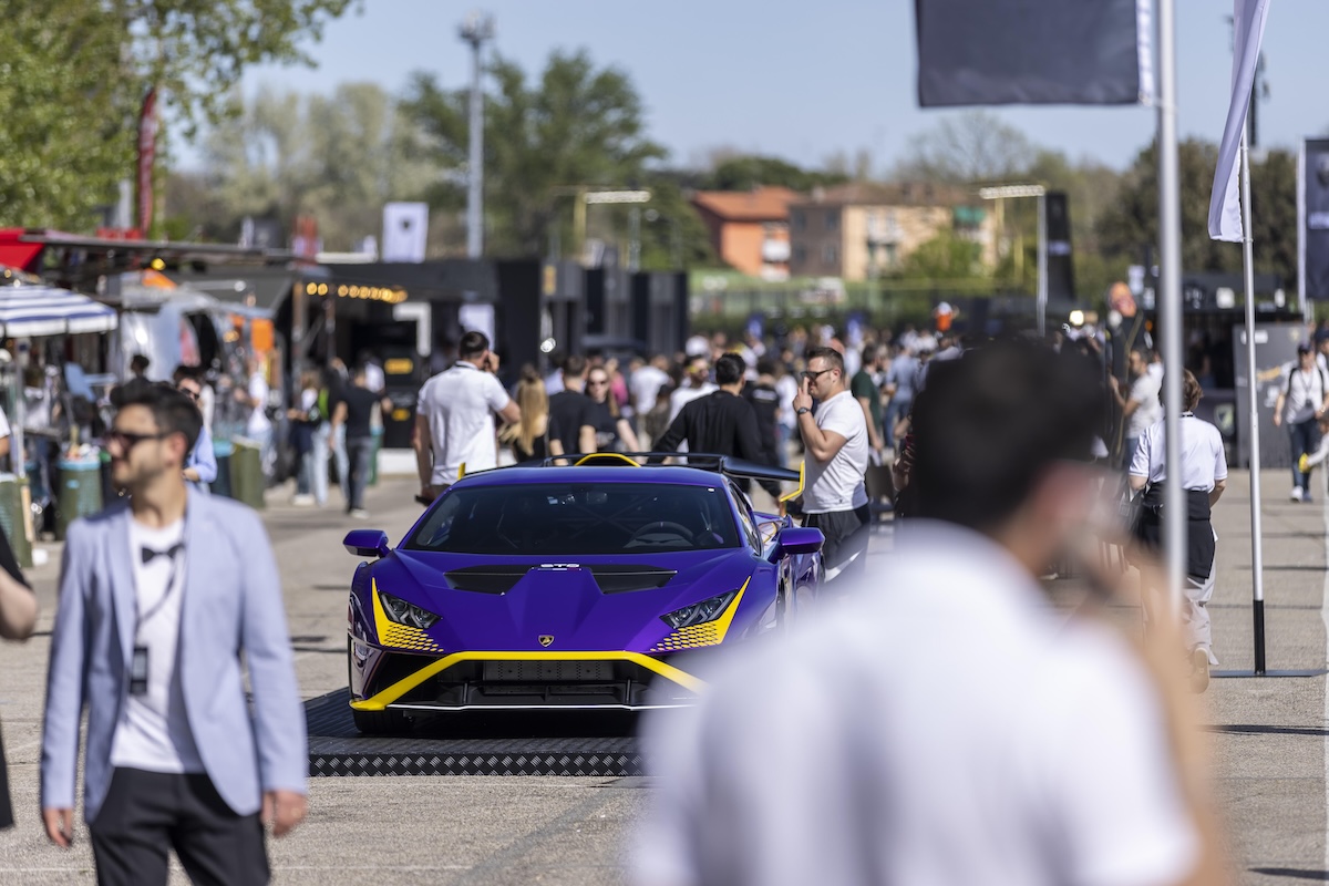 Lamborghini Arena 2026, a Imola il brand diventa show