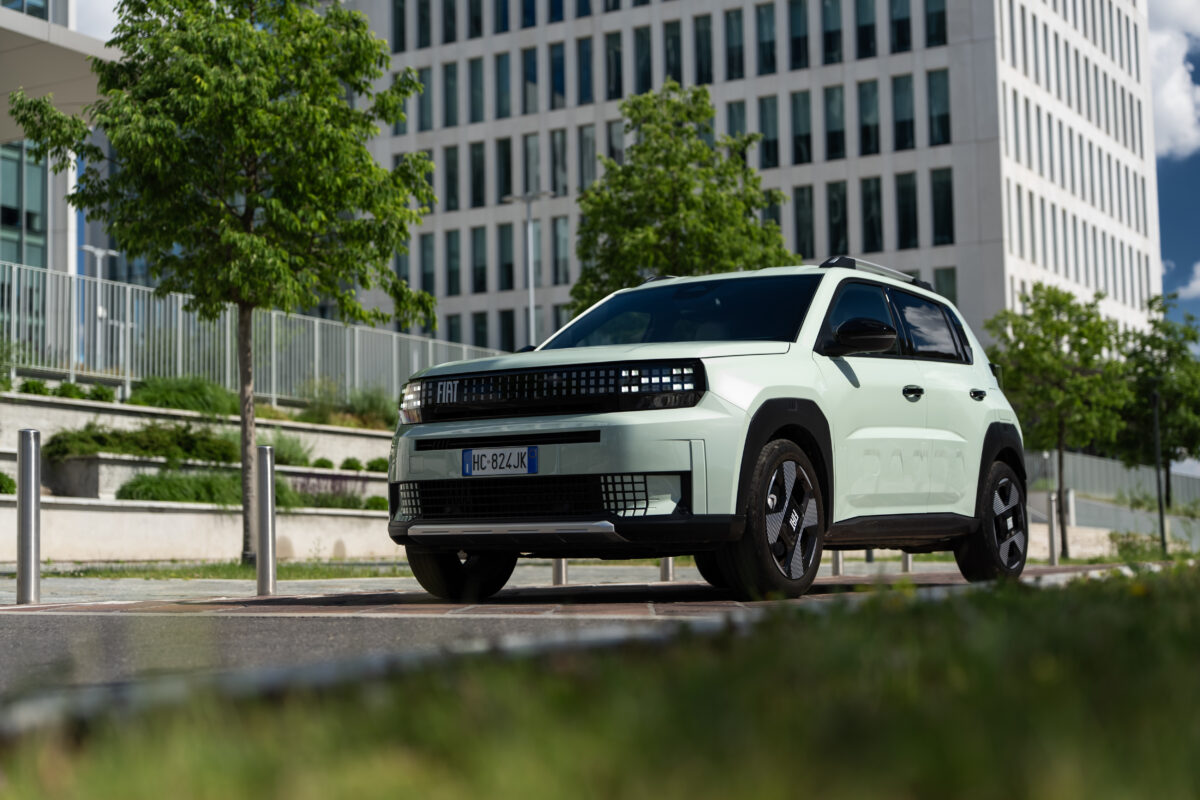 Grande Panda benzina manuale, Fiat intercetta il mercato reale Grande Panda benzina manuale, Fiat intercetta il mercato reale
