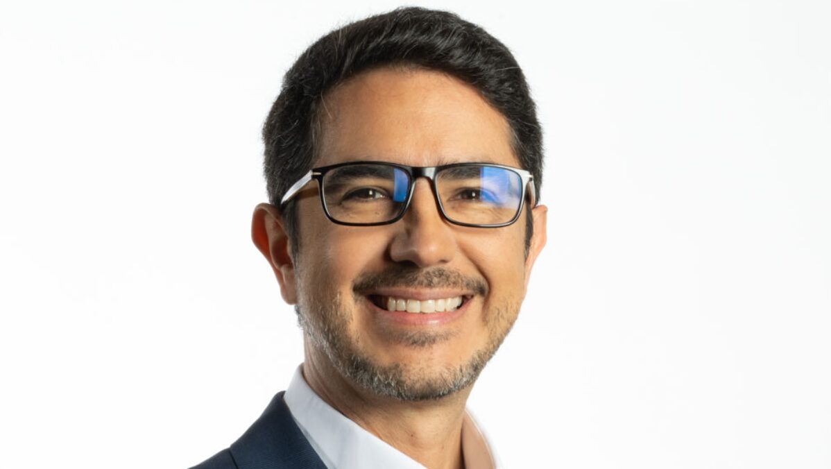 Ploom tra design e innovazione: l’intervista a Marco Lalos, Marketing Director di JTI Italia Ploom tra design e innovazione: l’intervista a Marco Lalos, Marketing Director di JTI Italia