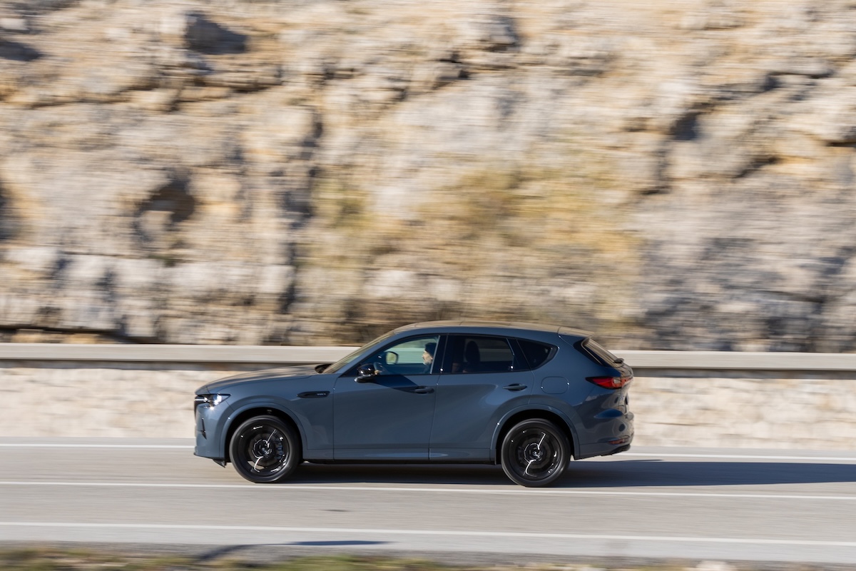 Mazda CX-60 2026, diesel HVO e più comfort a bordo