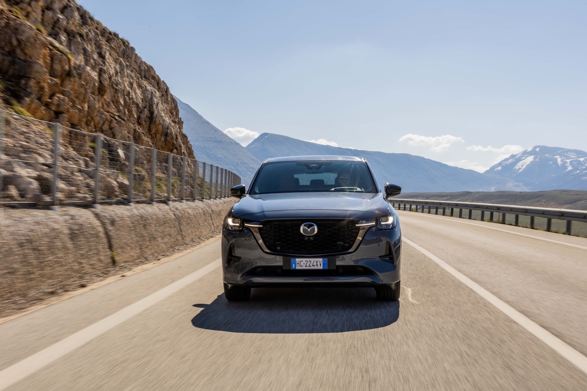 Mazda CX-60 2026, diesel HVO e più comfort a bordo