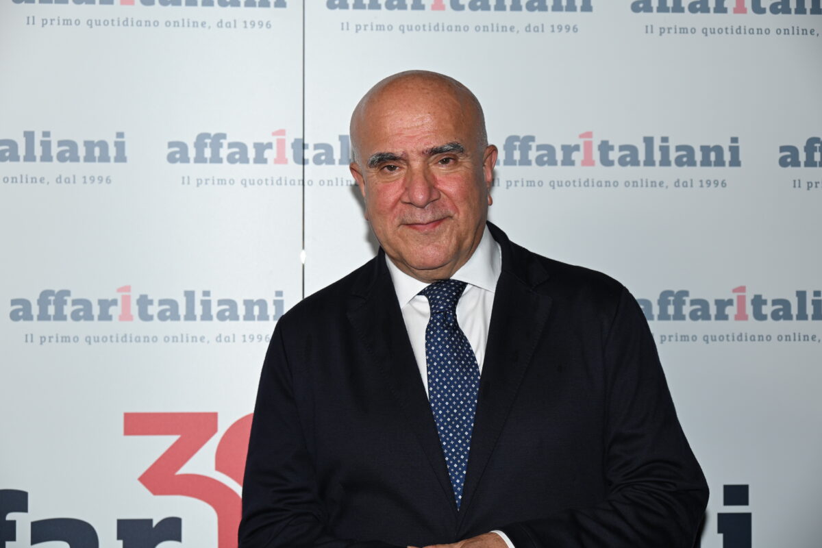 Affaritaliani festeggia 30 anni di informazione libera e indipendente: guarda tutte le foto della festa Affaritaliani festeggia 30 anni di informazione libera e indipendente: guarda tutte le foto della festa