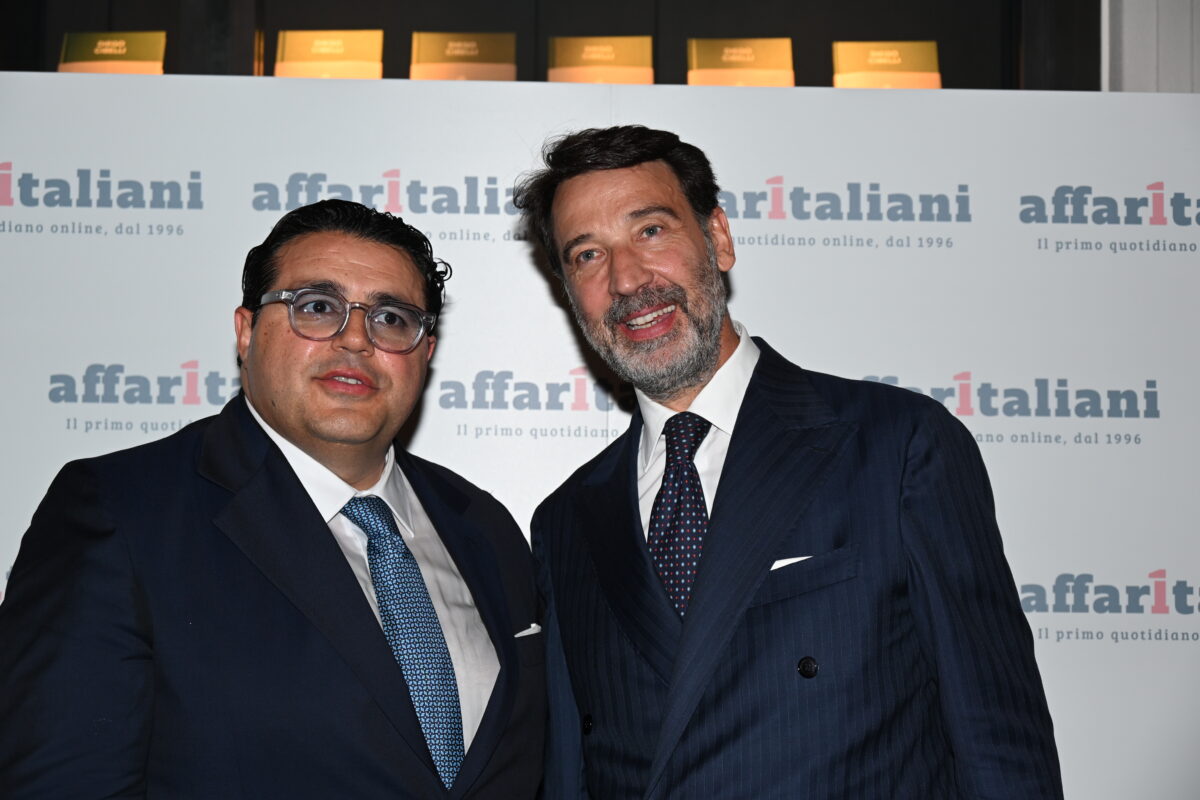 Affaritaliani festeggia 30 anni di informazione libera e indipendente: guarda tutte le foto della festa Affaritaliani festeggia 30 anni di informazione libera e indipendente: guarda tutte le foto della festa