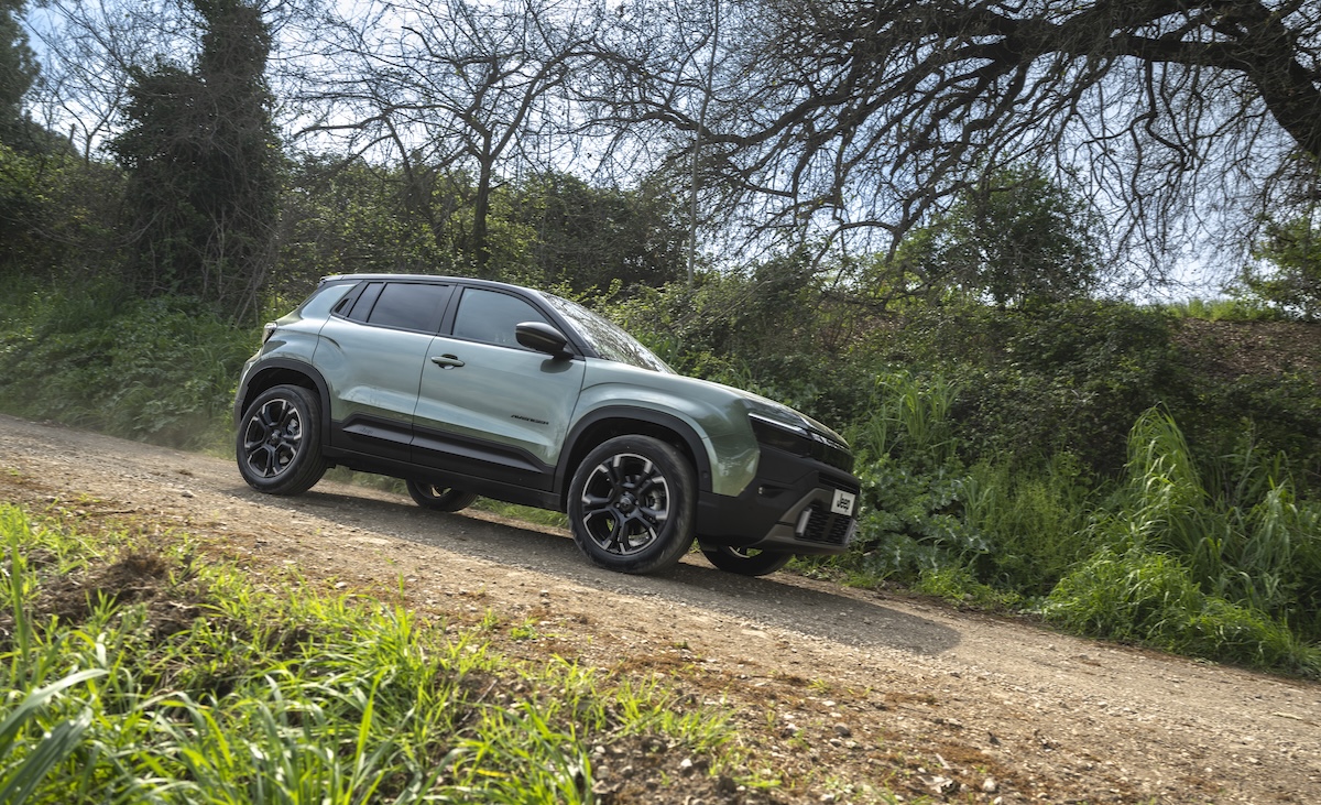 Jeep Avenger 2026, cosa cambia nel SUV dei record Jeep Avenger 2026, cosa cambia nel SUV dei record