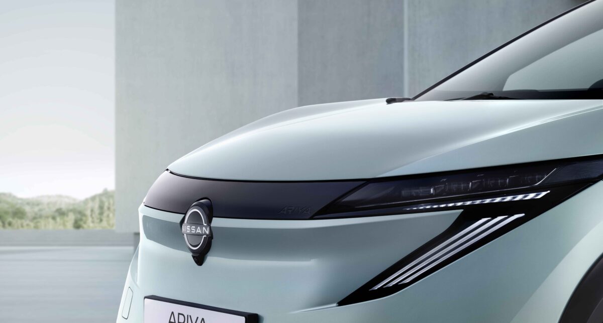 Nissan ARIYA MY26, il SUV elettrico si aggiorna