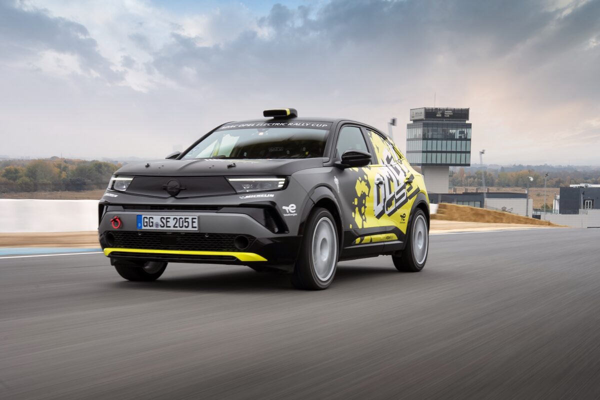 Opel Mokka GSE Rally, debutta il team italiano