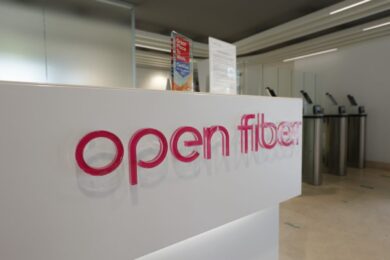 Open Fiber presenta in Italia la fibra multicore: reti fino a quattro volte più potenti e meno consumi energetici