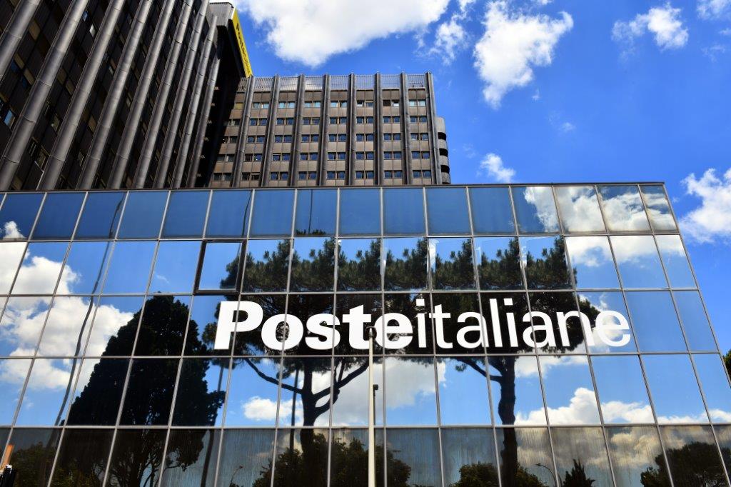 Poste Italiane, impatto record sul Paese: 14 miliardi al PIL e 182 mila posti di lavoro sostenuti Poste Italiane, impatto record sul Paese: 14 miliardi al PIL e 182 mila posti di lavoro sostenuti