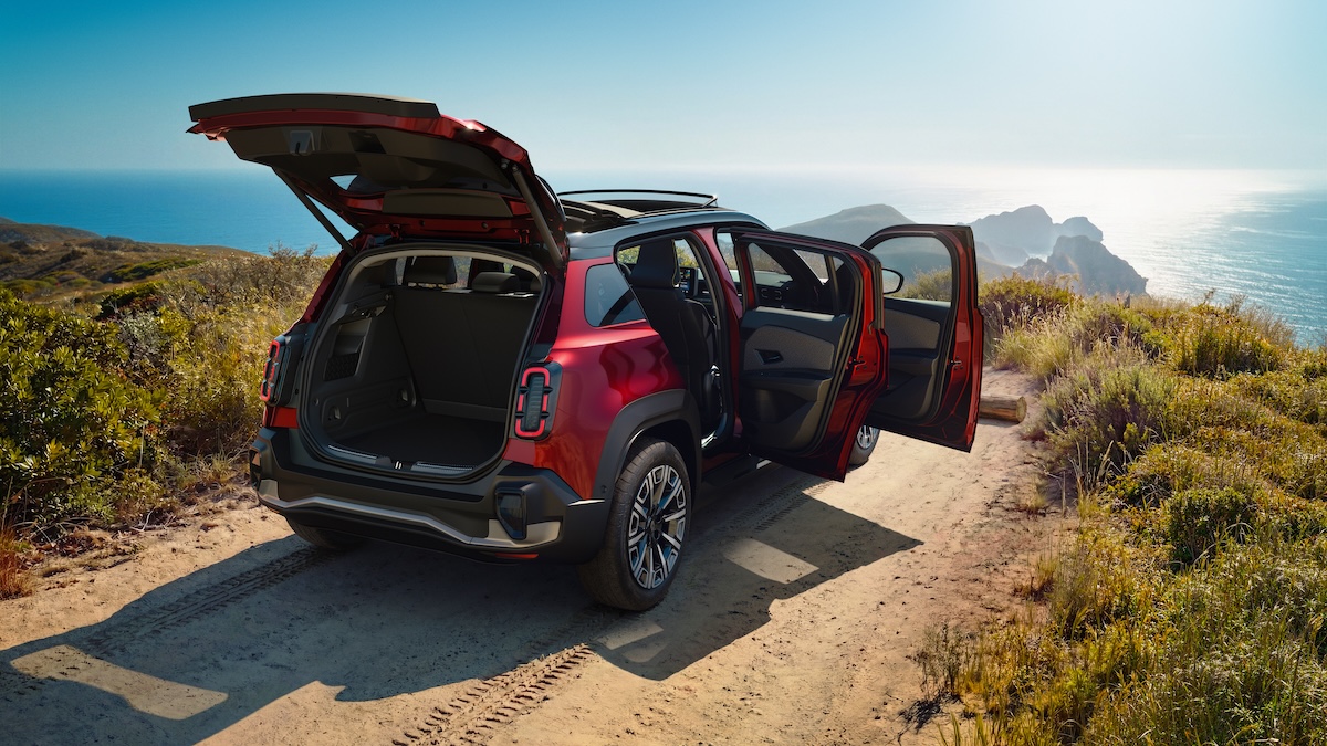 Renault 4 E-tech, arriva la versione Plein Sud