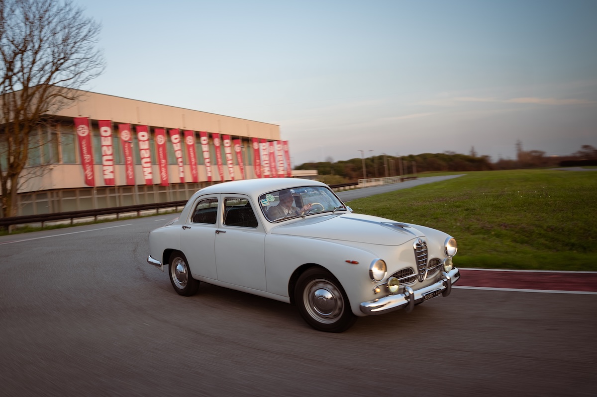 Alfa Romeo Classiche porta restauro e certificazione ad Arese