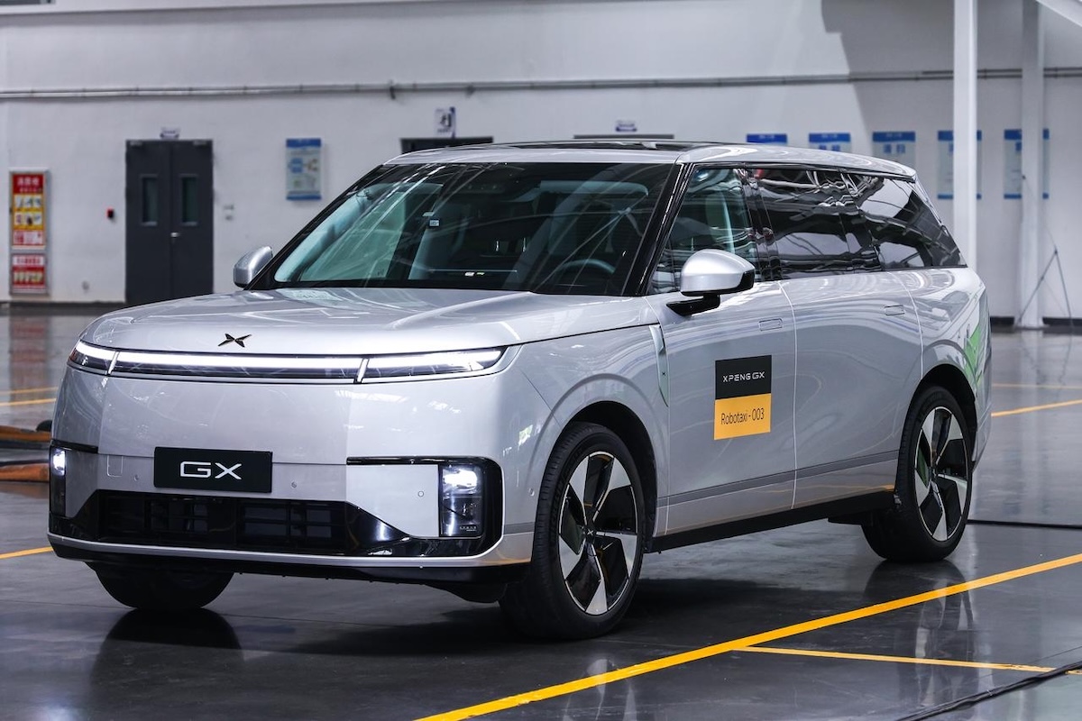 XPeng lancia il Robotaxi L4: la sfida cinese a Tesla