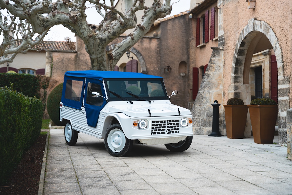 La Méhari 4×4 diventa elettrica: Aznom lancia la eStory