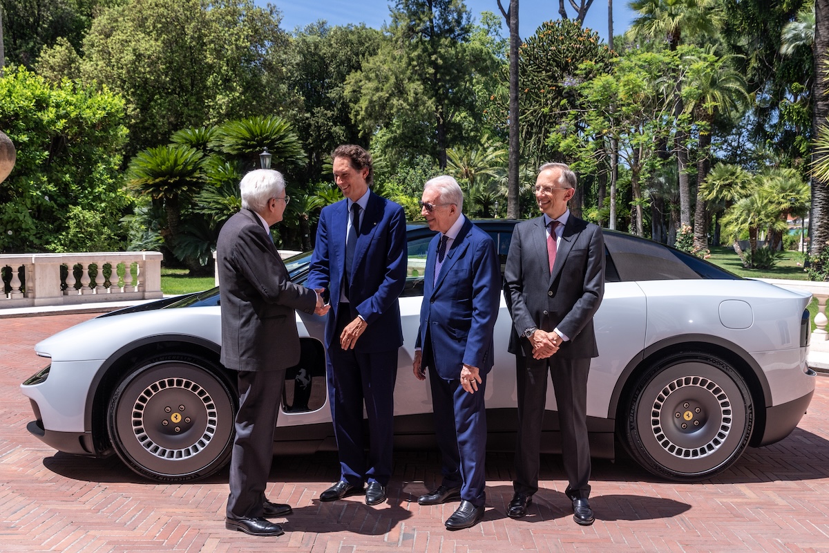 Ferrari Luce, debutto istituzionale da Mattarella