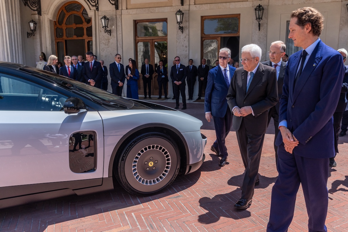 Ferrari Luce, debutto istituzionale da Mattarella