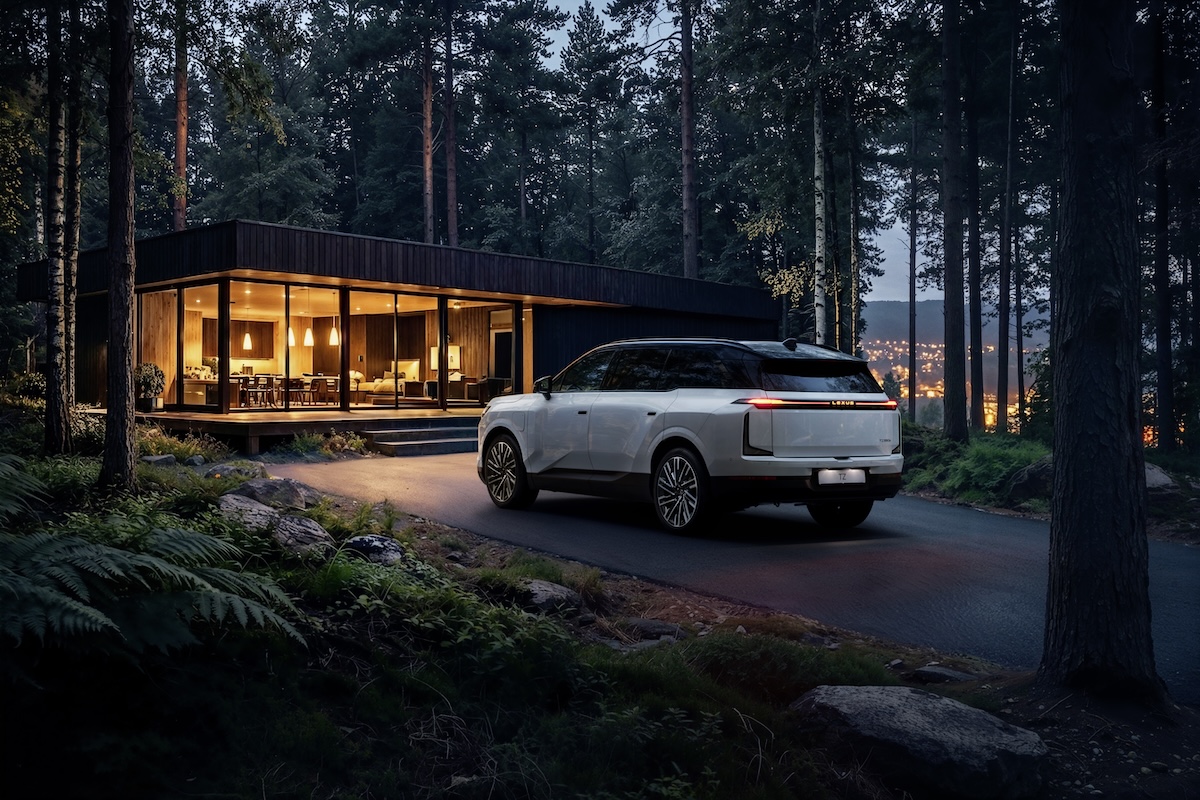 Lexus TZ, il nuovo SUV elettrico a sei posti