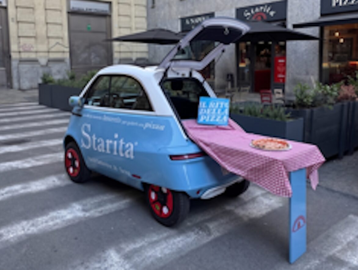 Microlino celebra Starita, icona della pizza napoletana Microlino celebra Starita, icona della pizza napoletana