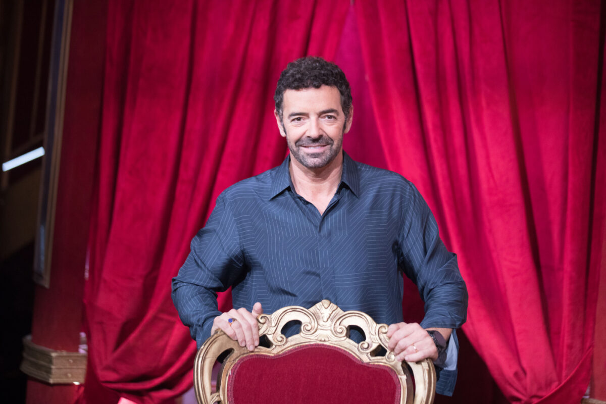 L’emotainment nuovo di Rai1, lo scroll, Alberto Matano e lo stato delle cose: il retroscena L’emotainment nuovo di Rai1, lo scroll, Alberto Matano e lo stato delle cose: il retroscena