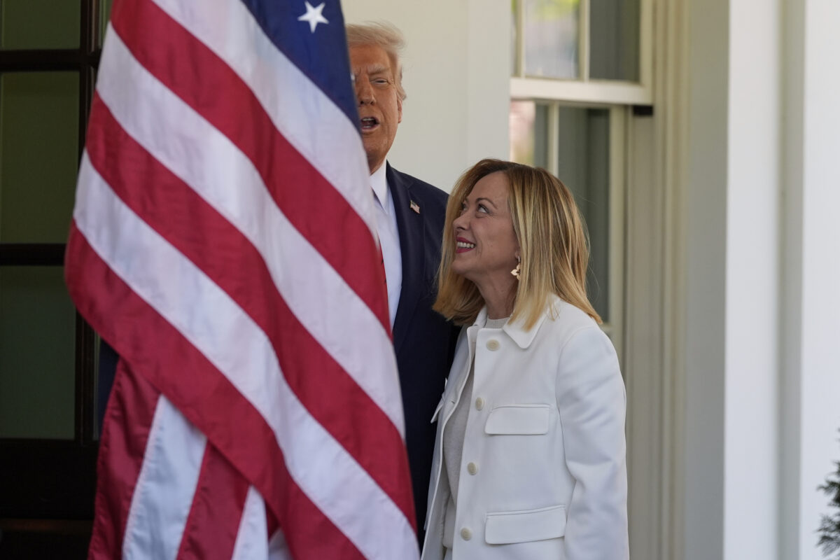 Dopo lo scontro con Trump e l’arrivo di Vannacci, per Giorgia Meloni è il momento delle scelte Dopo lo scontro con Trump e l’arrivo di Vannacci, per Giorgia Meloni è il momento delle scelte