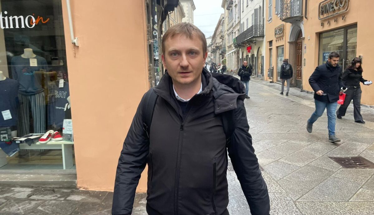 Garlasco, la nuova vita di Alberto Stasi fuori dal carcere. Il lavoro, gli obblighi e i divieti: ecco cosa farà adesso Garlasco, la nuova vita di Alberto Stasi fuori dal carcere. Il lavoro, gli obblighi e i divieti: ecco cosa farà adesso