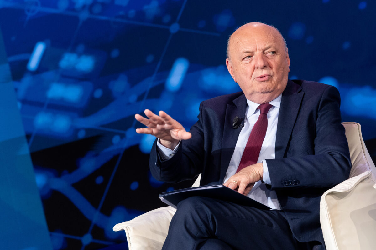 Nucleare, Pichetto: “Auspico chiusura dell’ iter parlamentare prima dell’estate” Nucleare, Pichetto: “Auspico chiusura dell’ iter parlamentare prima dell’estate”