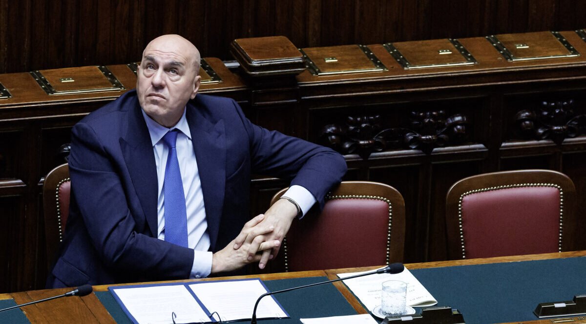 Crosetto su Trump e Meloni: “Nulla da imputare all’Italia sulla Difesa, abbiamo fatto più di altri”. E su Vannacci… Crosetto su Trump e Meloni: “Nulla da imputare all’Italia sulla Difesa, abbiamo fatto più di altri”. E su Vannacci…
