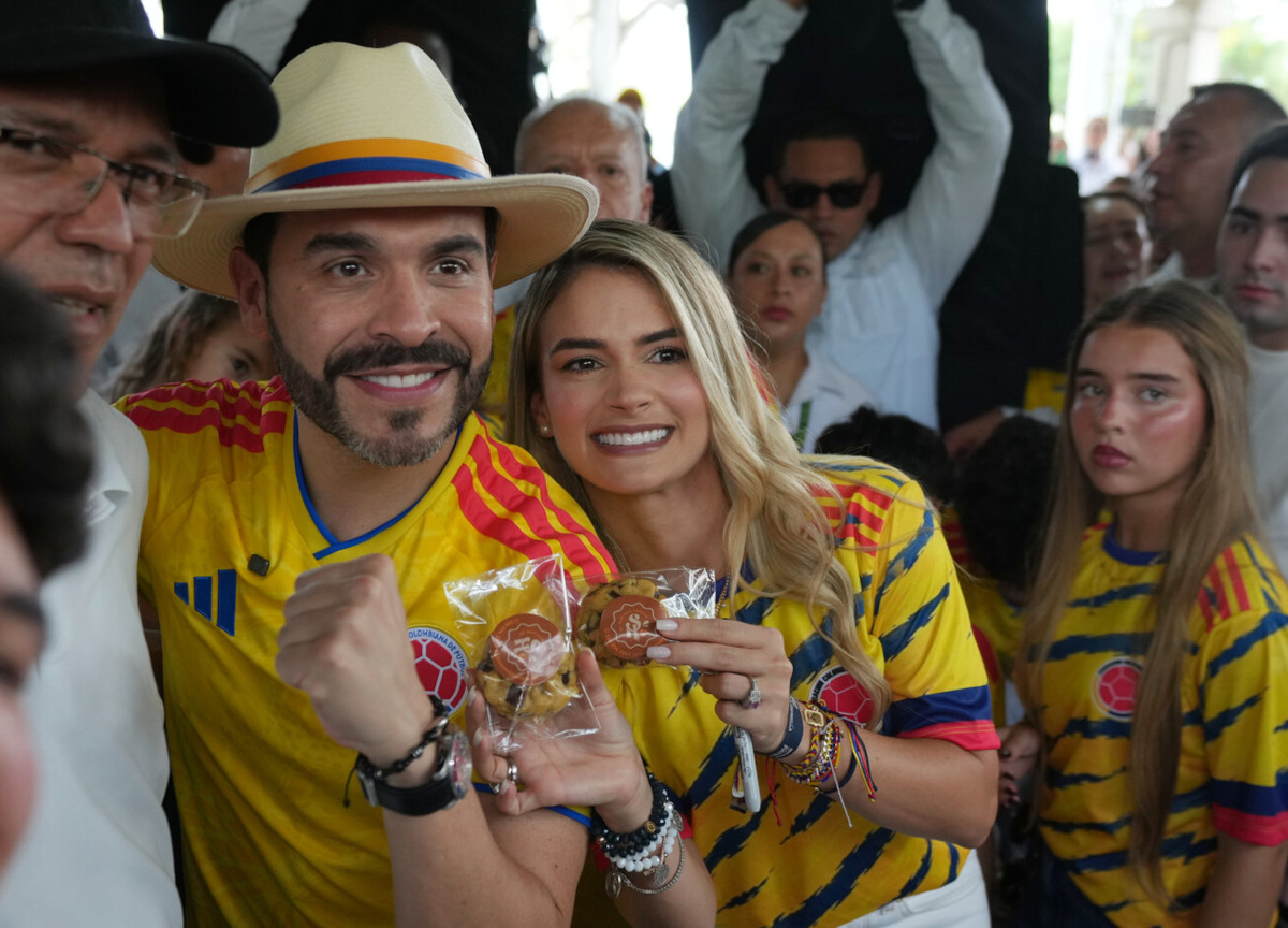 Elezioni Colombia, trionfo dell’estrema destra. “El Tigre” presidente, vicinanza a Trump e “metodi duri” Elezioni Colombia, trionfo dell’estrema destra. “El Tigre” presidente, vicinanza a Trump e “metodi duri”