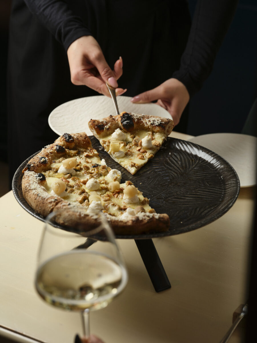 Due città, una passione, il trionfo della pizza Due città, una passione, il trionfo della pizza
