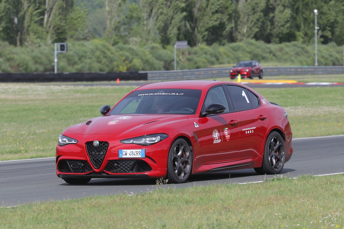 Alfa Romeo porta i clienti in pista con la Driving Academy