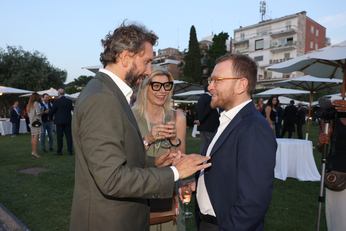 Camaiora&Friends, serata da oltre 200 ospiti a Roma per aiutare la Neuroriabilitazione del Gemelli