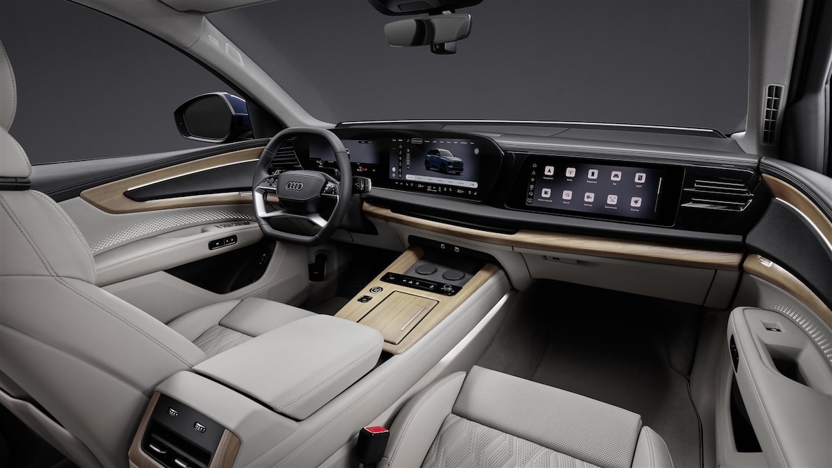 Audi nuova Q7 cambia passo: più digitale, diesel e ibrida Audi nuova Q7 cambia passo: più digitale, diesel e ibrida