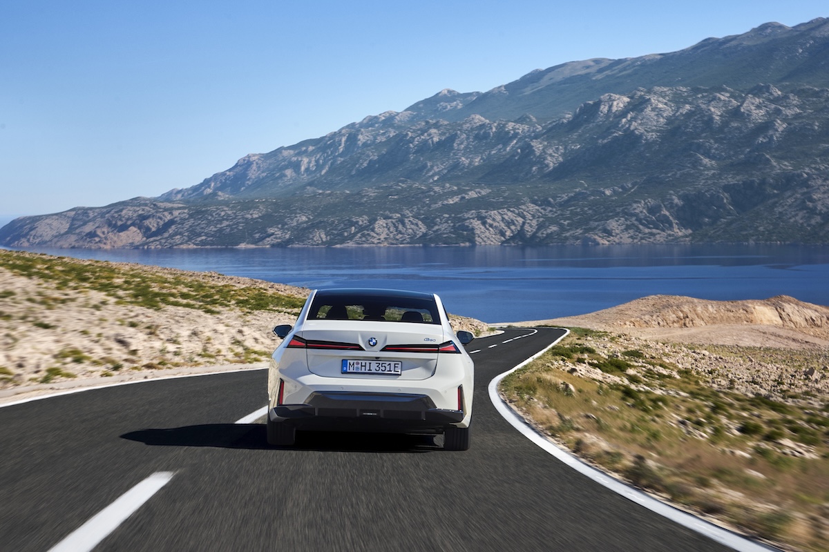 BMW nuova i3 2026, tecnologia 800 volt e fino a 912 km WLTP BMW nuova i3 2026, tecnologia 800 volt e fino a 912 km WLTP